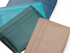 Custodia per quattro carte di credito 2214131